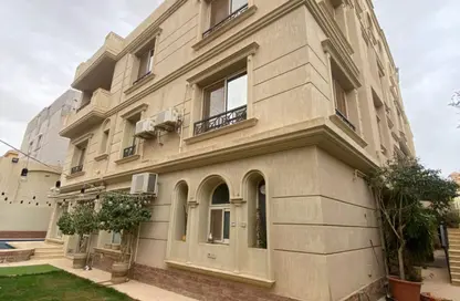 Villa - 7+ Bedrooms - 7+ Bathrooms for sale in Al Bostan St. - 9th District - Sheikh Zayed City - Giza