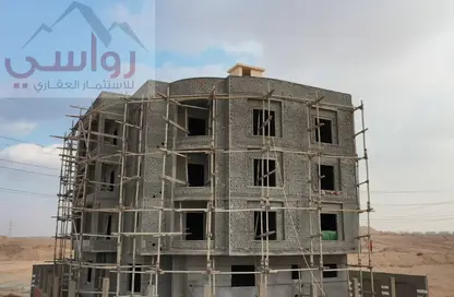 Apartment - 2 Bedrooms - 2 Bathrooms for sale in Bait Alwatan - The 5th Settlement - New Cairo City - Cairo
