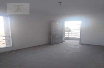 Apartment - 2 Bedrooms - 1 Bathroom for sale in El Koronfel - The 5th Settlement - New Cairo City - Cairo