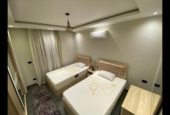 8389392 - Property Image 2