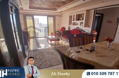 Apartment - 3 Bedrooms - 1 Bathroom for rent in Abo Qir St. - Sporting - Hay Sharq - Alexandria