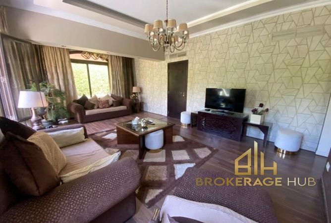 8061225 - Property Image 2