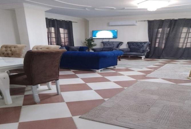 8482077 - Property Image 2