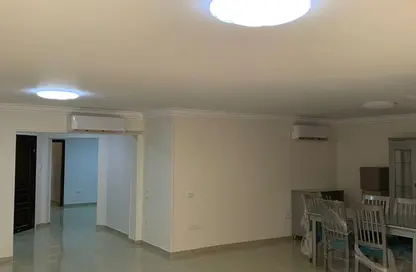 Apartment - 3 Bedrooms - 2 Bathrooms for sale in Almaza St. - Almazah - Heliopolis - Masr El Gedida - Cairo