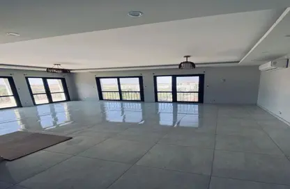 Apartment - 3 Bedrooms - 3 Bathrooms for rent in Westown - Sheikh Zayed Compounds - Sheikh Zayed City - Giza