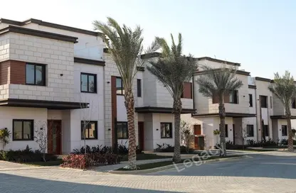 Villa - 5 Bedrooms - 5 Bathrooms for sale in Azzar - 5th Settlement Compounds - The 5th Settlement - New Cairo City - Cairo
