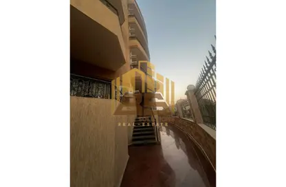 شقة - 4 غرف نوم - 2 حمامات للبيع في ميدان الثقافة - الحي التاسع - مدينة العبور - القليوبية