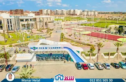 Apartment - 4 Bedrooms - 2 Bathrooms for sale in Alex West - Alexandria Compounds - Alexandria