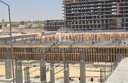 محل تجاري - استوديو - 1 حمام للبيع في المحور المركزي - الحي السابع - مدينة 6 أكتوبر - الجيزة