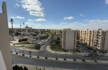 Apartment - 2 Bedrooms - 2 Bathrooms for sale in Madinaty - Cairo