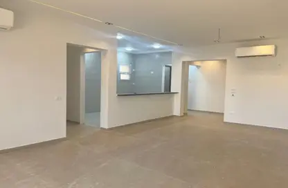 Apartment - 2 Bedrooms - 3 Bathrooms for rent in October Plaza - 6 October Compounds - 6 October City - Giza