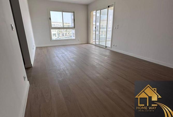 8024980 - Property Image 2