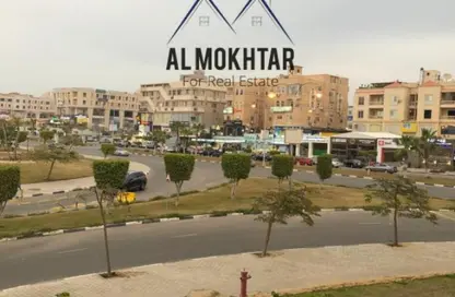 Apartment - 3 Bedrooms - 3 Bathrooms for sale in Beverly Hills Road - 17th District - Sheikh Zayed City - Giza