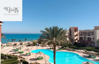 Chalet - 2 Bedrooms - 1 Bathroom for sale in Lasirena Palm Beach - Al Ain Al Sokhna - Suez