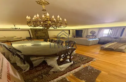 Apartment - 3 Bedrooms - 3 Bathrooms for rent in Kafr Abdo St. - Kafr Abdo - Roushdy - Hay Sharq - Alexandria