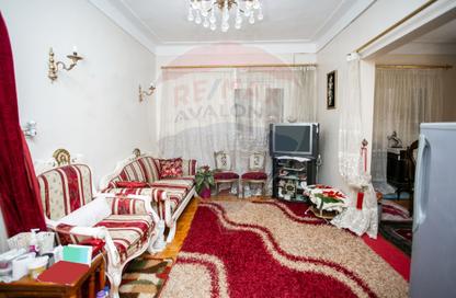 Apartment - 4 Bedrooms - 2 Bathrooms for sale in Abd Al Khalek Tharwat St. - Laurent - Hay Sharq - Alexandria