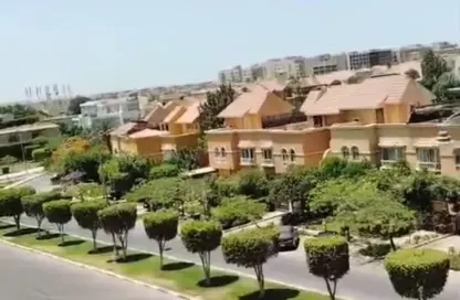 شقة - 3 غرف نوم - 3 حمامات للبيع في طريق بيفرلي هيلز - الحي السابع عشر - الشيخ زايد - الجيزة