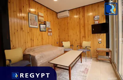 Roof - 2 Bedrooms - 1 Bathroom for rent in Sarayat Al Maadi - Hay El Maadi - Cairo