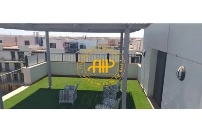 Roof - 1 Bathroom for rent in The Courtyard - 12th District - Sheikh Zayed City - Giza