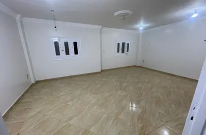 شقة - 3 غرف نوم - 2 حمامات للايجار في محور مصطفي كامل - التجمع الاول - مدينة القاهرة الجديدة - القاهرة