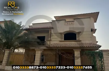 Villa - 4 Bedrooms - 4 Bathrooms for sale in Royal City - Sheikh Zayed Compounds - Sheikh Zayed City - Giza