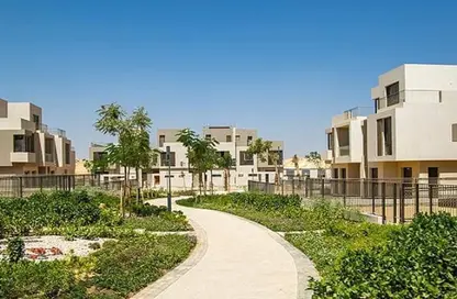 Villa - 5 Bedrooms - 4 Bathrooms for sale in Sodic East - 6th District - New Heliopolis - Cairo