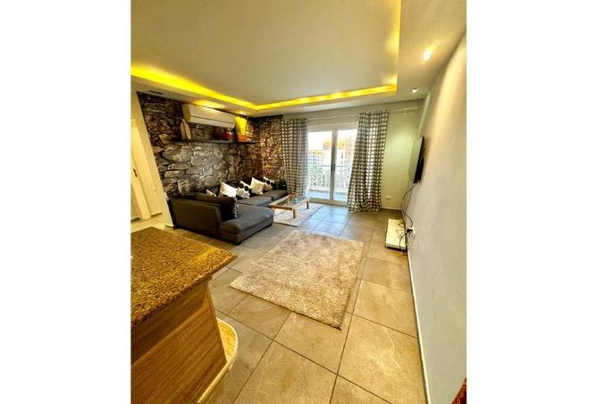 8158806 - Property Image 2