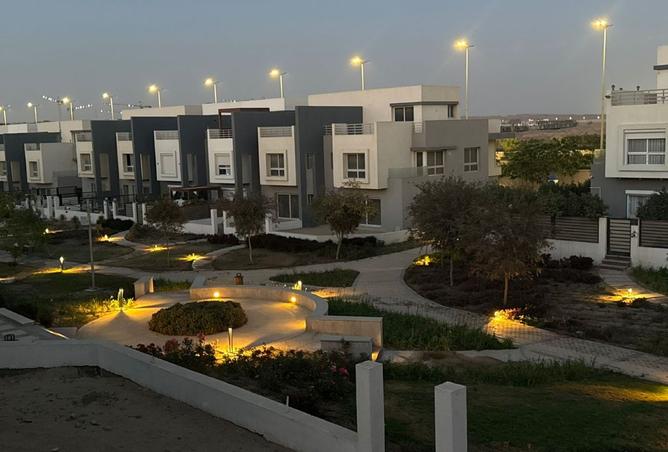 8065017 - Property Image 2