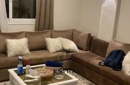 شقة - 3 غرف نوم - 1 حمام للبيع في شارع الزهاوي - المنطقة السادسة - مدينة نصر - القاهرة