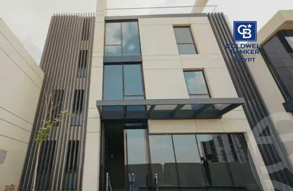 Shop - Studio - 1 Bathroom for sale in Mountain View iCity - 5th Settlement Compounds - The 5th Settlement - New Cairo City - Cairo
