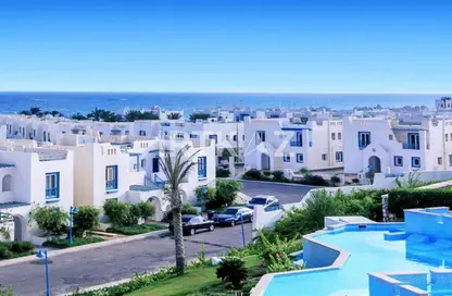 Chalet - 3 Bedrooms - 2 Bathrooms for sale in Mountain View - Ras Al Hekma - North Coast