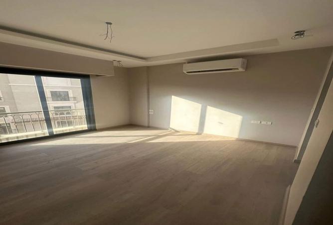 8555700 - Property Main Image