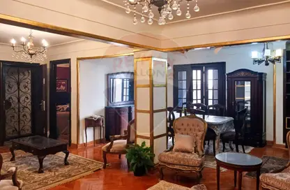 Apartment - 2 Bedrooms - 1 Bathroom for rent in Saba Basha - Hay Sharq - Alexandria