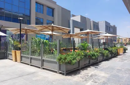Office Space - Studio - 1 Bathroom for rent in The Lane - 26th of July Corridor - Sheikh Zayed City - Giza