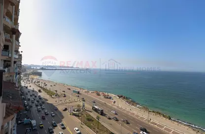 Apartment - 5 Bedrooms - 3 Bathrooms for sale in Al Geish Road - Camp Chezar - Hay Wasat - Alexandria