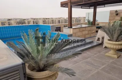 (بنتهاوس  (روف - 3 غرف نوم - 3 حمامات للبيع في جاليريا  مون فالى - المستثمرين الجنوبية - مدينة القاهرة الجديدة - القاهرة