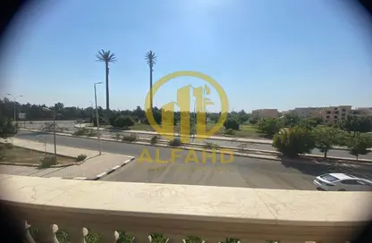 شقة - 3 غرف نوم - 2 حمامات للبيع في شارع دكتور سميرة موسي - الحي الخامس - مدينة العبور - القليوبية