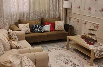 Apartment - 3 Bedrooms - 3 Bathrooms for sale in Mahdy Arafa St. - 9th Zone - Nasr City - Cairo