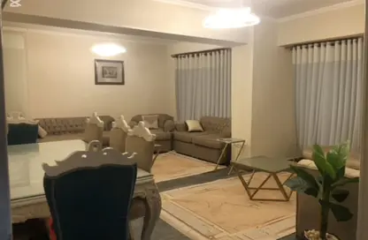 Apartment - 2 Bedrooms - 1 Bathroom for rent in Mosadak St. - Dokki - Giza