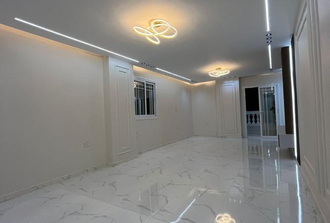 8275782 - Property Image 2