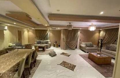 شقة - 3 غرف نوم - 3 حمامات للايجار في ارض الجولف - مصر الجديدة - القاهرة