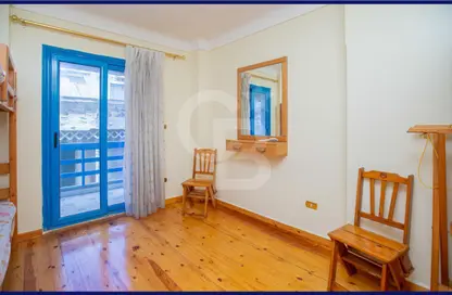 Apartment - 2 Bedrooms - 2 Bathrooms for sale in Al Geish Road - Camp Chezar - Hay Wasat - Alexandria