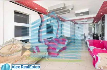 شقة - 3 غرف نوم - 2 حمامات للايجار في ميدان الكورنيش - سبورتنج - حي شرق - الاسكندرية