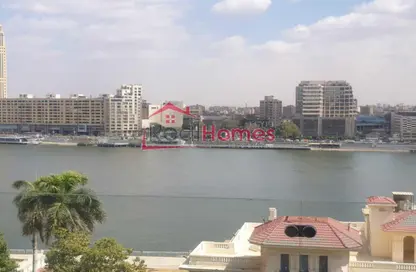 شقة - 3 غرف نوم - 3 حمامات للايجار في شارع محمد مظهر - الزمالك - القاهرة