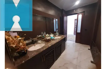 Villa - 5 Bedrooms - 7 Bathrooms for rent in Yasmine District - 14th District - Sheikh Zayed City - Giza