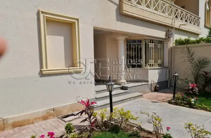 Twin House - 5 Bedrooms - 4 Bathrooms for rent in Street 10 - Greens - 6th District - Sheikh Zayed City - Giza