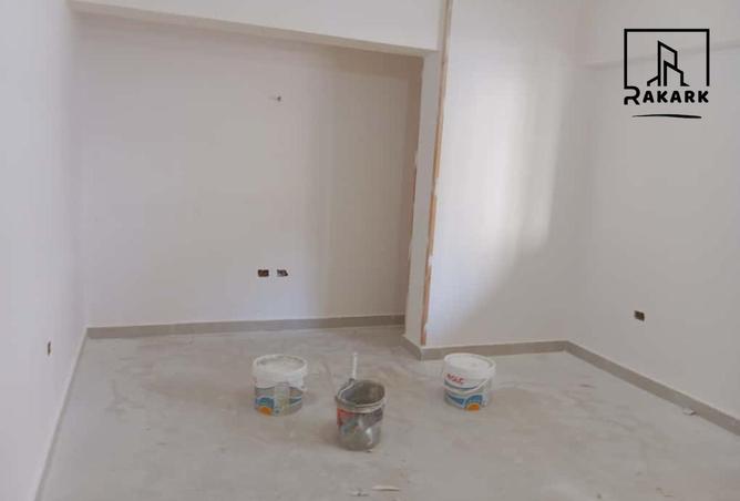 8127688 - Property Image 2