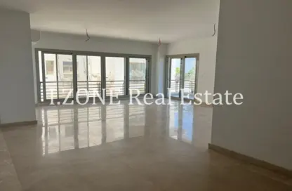 Apartment - 3 Bedrooms - 3 Bathrooms for rent in The Fourteen Golf Residences - Uptown Cairo - Mokattam - Cairo