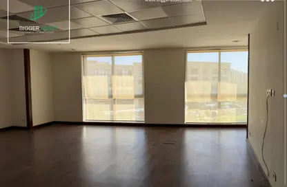 Office Space - Studio - 4 Bathrooms for rent in Mivida - 5th Settlement Compounds - The 5th Settlement - New Cairo City - Cairo