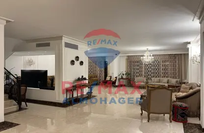 دوبلكس - 4 غرف نوم - 5 حمامات للبيع في بيفرلي هيلز - كمبوندات الشيخ زايد - الشيخ زايد - الجيزة